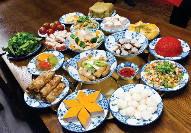 Âm Dương Trong Bữa Cơm Việt: Chìa Khóa Sức Khỏe Tự Nhiên